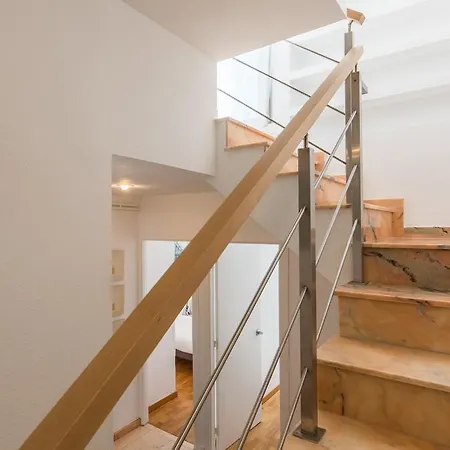 Lodging Beach House Olimpica Tatil Evi